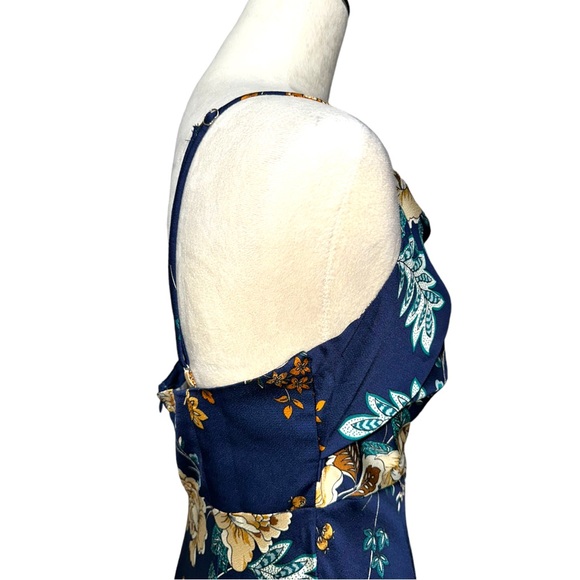 Hello Molly Atlas Midi Dress 8 NWOT - Picture 7 of 16